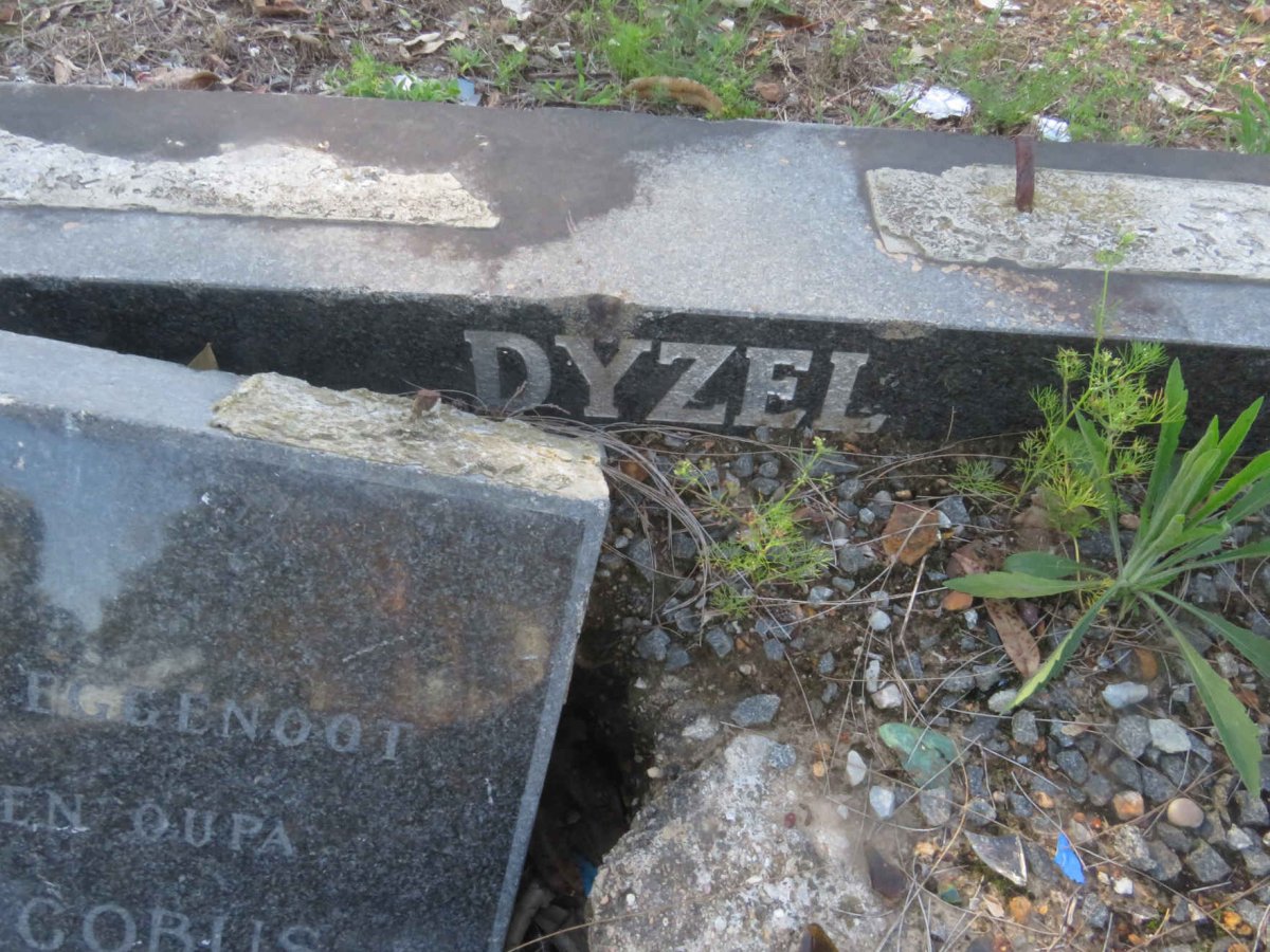 DYZEL Louis Jacobus 1909-1980 &amp; Petronella A.C. DE JONGH 1921-1978