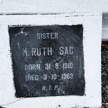R - Vanne :: Surnames - R