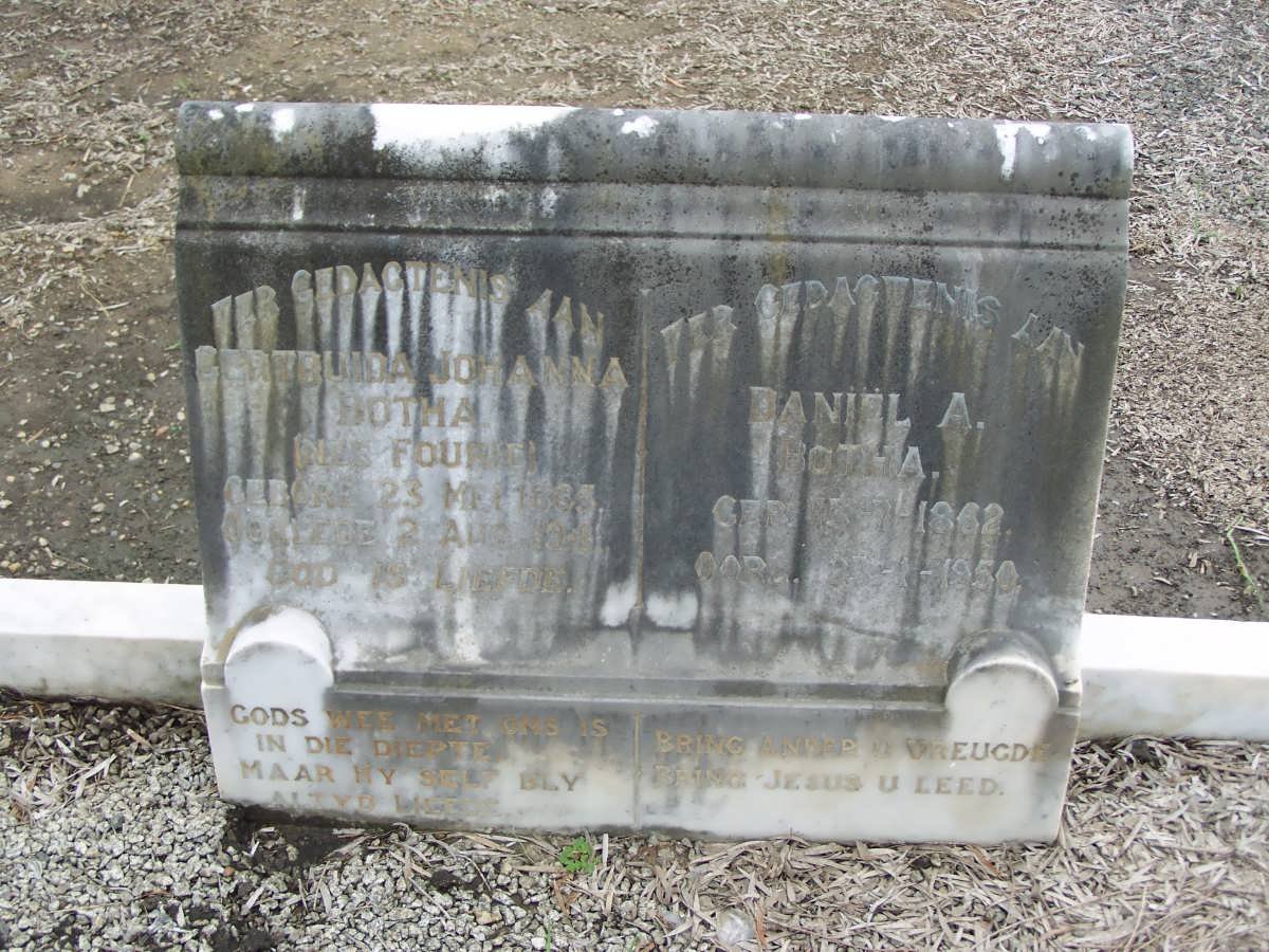 BOTHA Daniel A. 1862-1959 &amp; Gertruida Johanna FOURIE 1865-1941