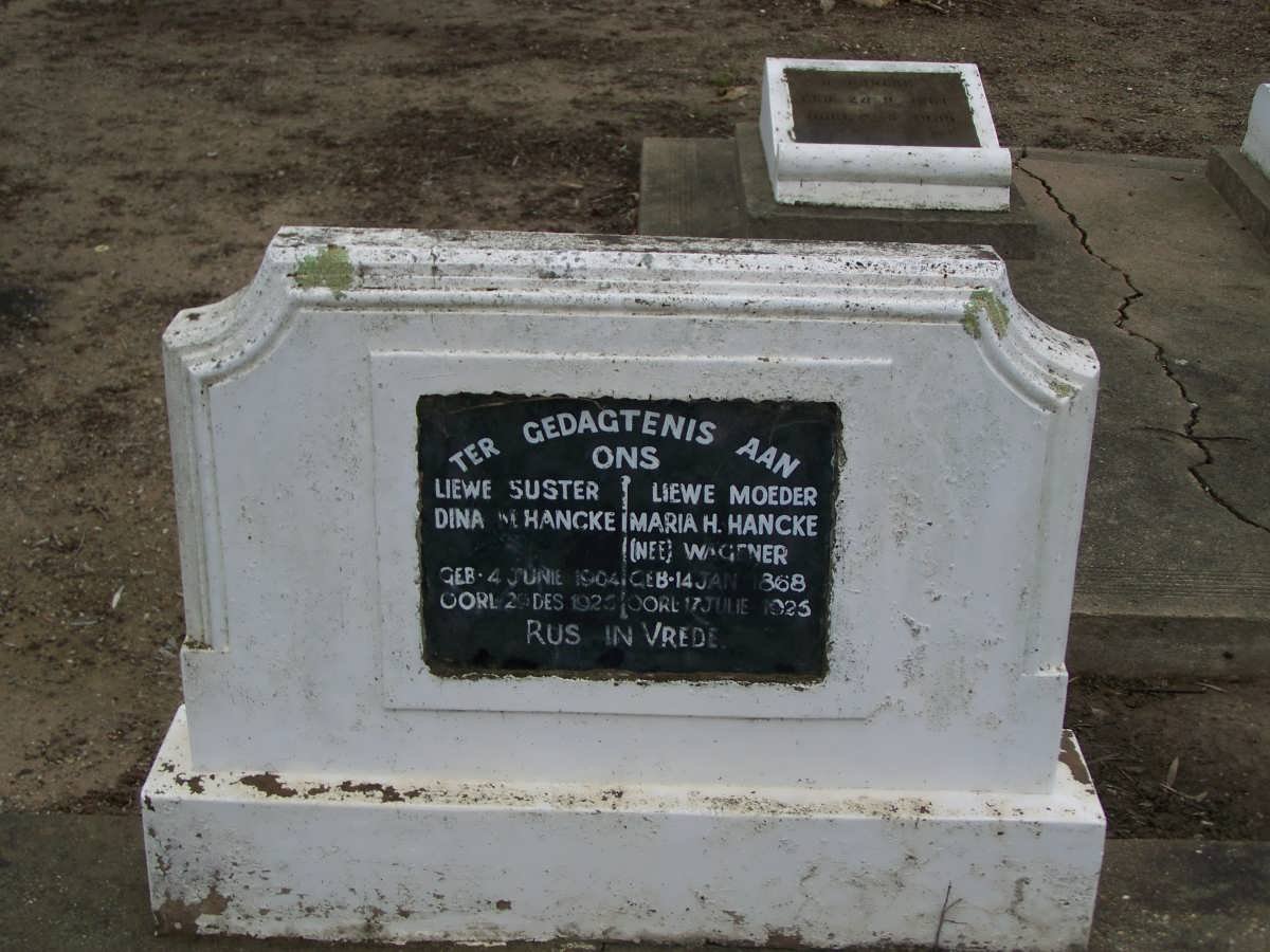 HANCKE Maria H. nee WAGENER 1868-1925 :: HANCKE Dina M. 1904-1925