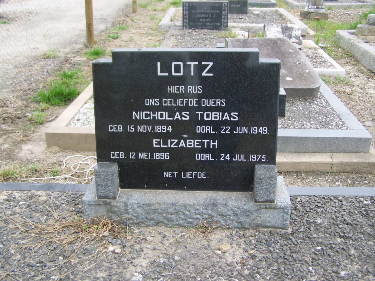 LOTZ Nicholas Tobias 1894-1949 &amp; Elizabeth 1896-1975