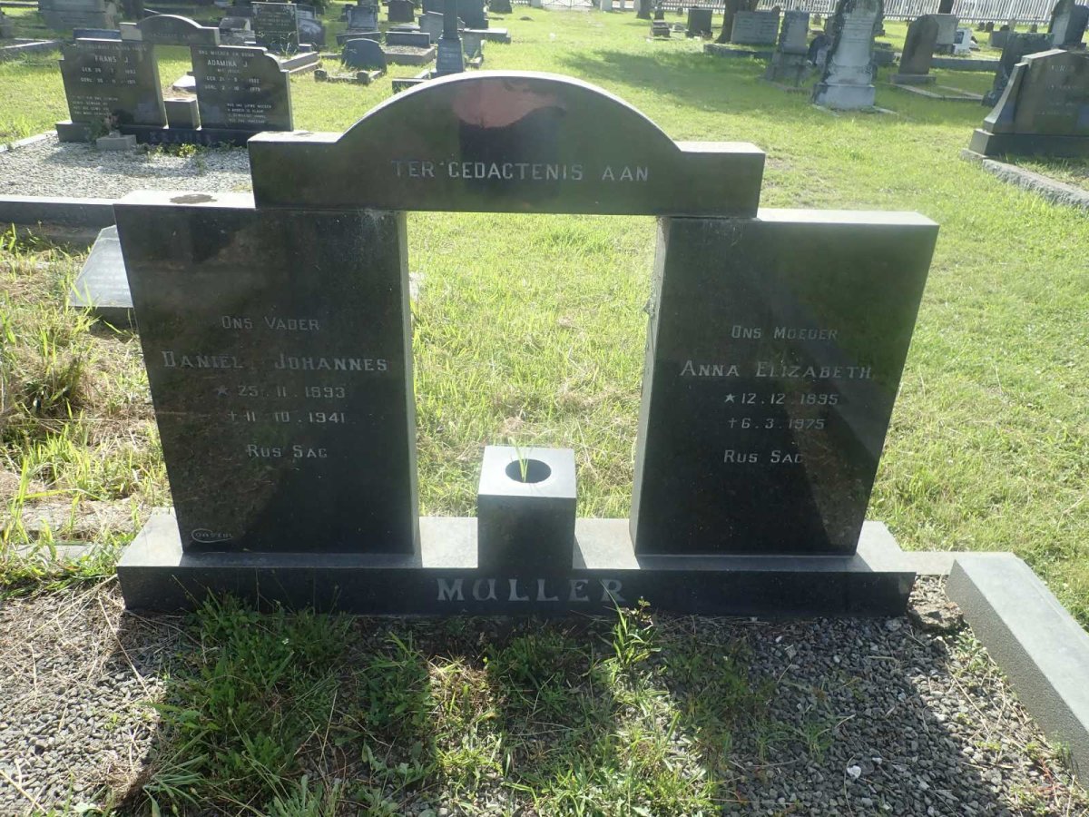 MULLER Daniel Johannes 1893-1941 &amp; Anna Elizabeth 1895-1975
