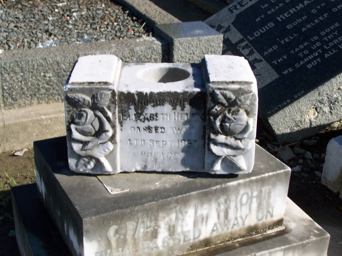 SHORT Elizabeth Helen