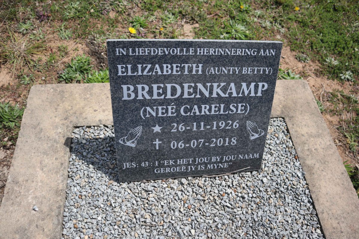 BREDENKAMP Elizabeth nee CARELSE 1926-2018