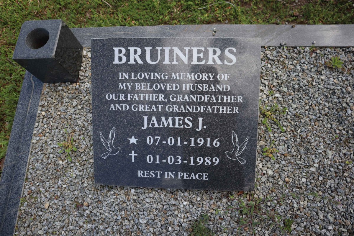 BRUINERS James J. 1916-1989