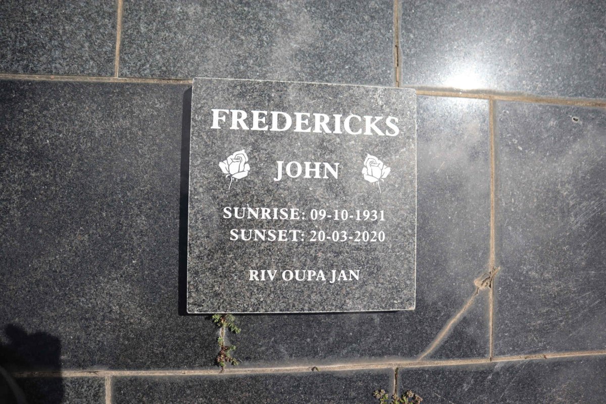 FREDERICKS John 1931-2020