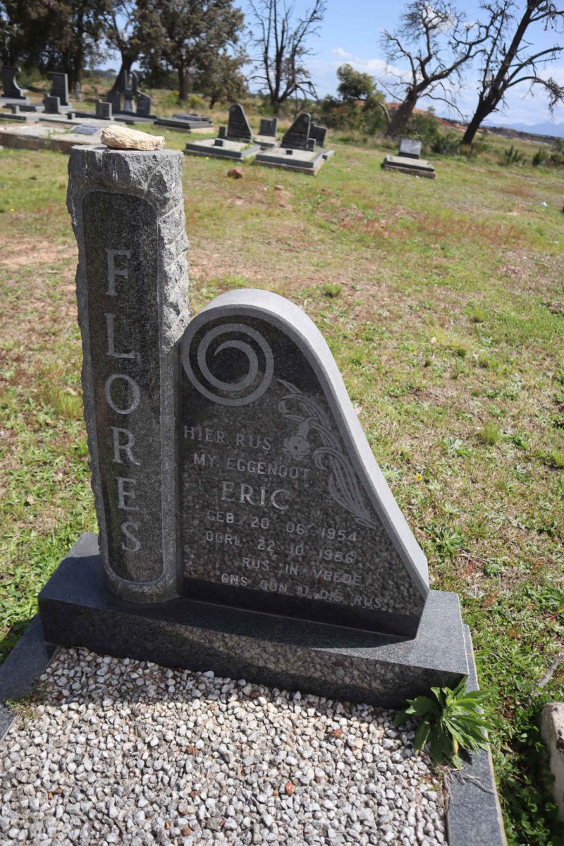 FLORES Eric 1954-1986