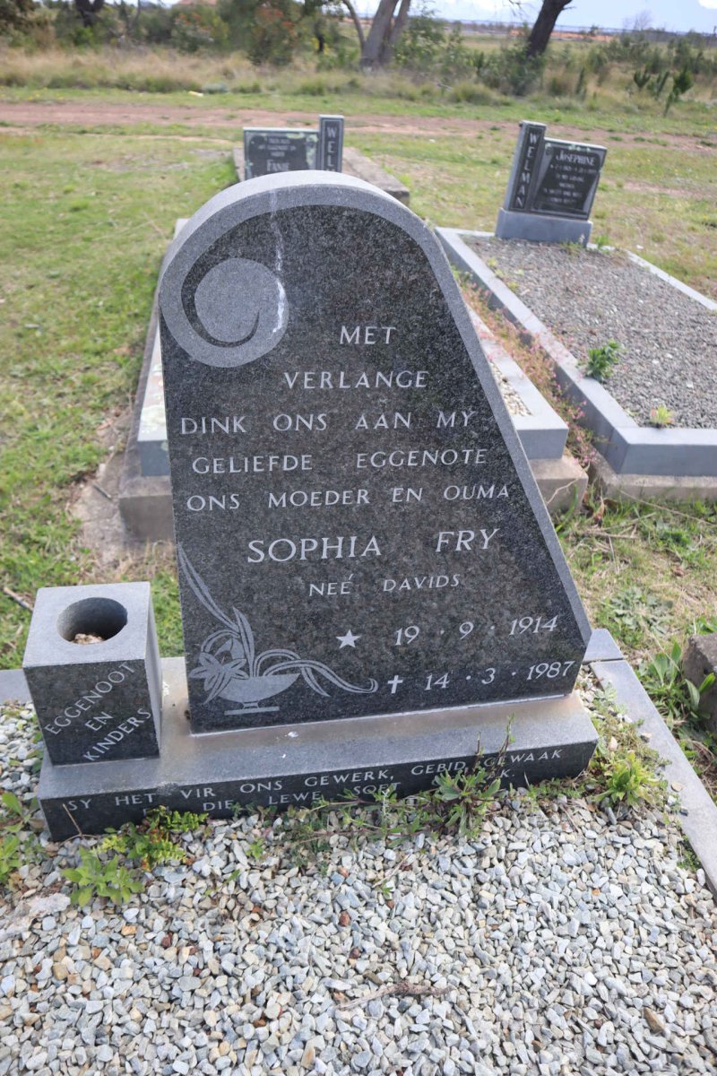 FRY Sophia nee DAVIDS 1914-1987
