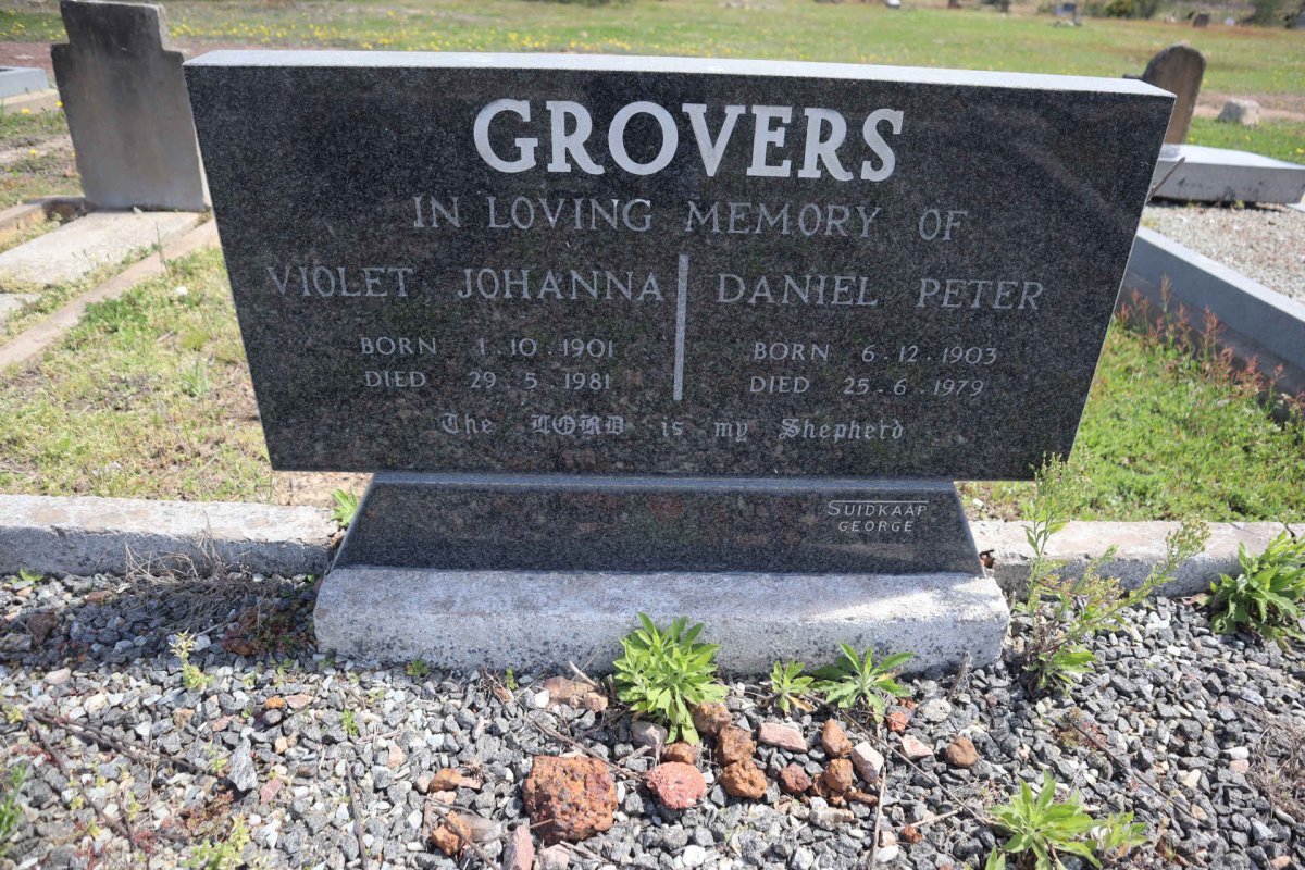 GROVERS Daniel Peter 1903-1979 & Violet Johanna 1901-1981