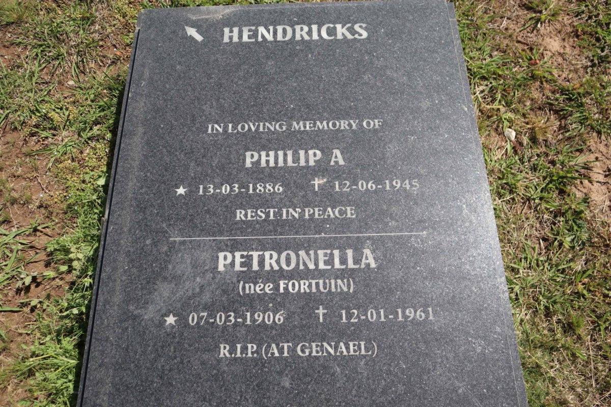 HENDRICKS Philip A. 1886-1945 & Petronella FORTUIN 1906-1961
