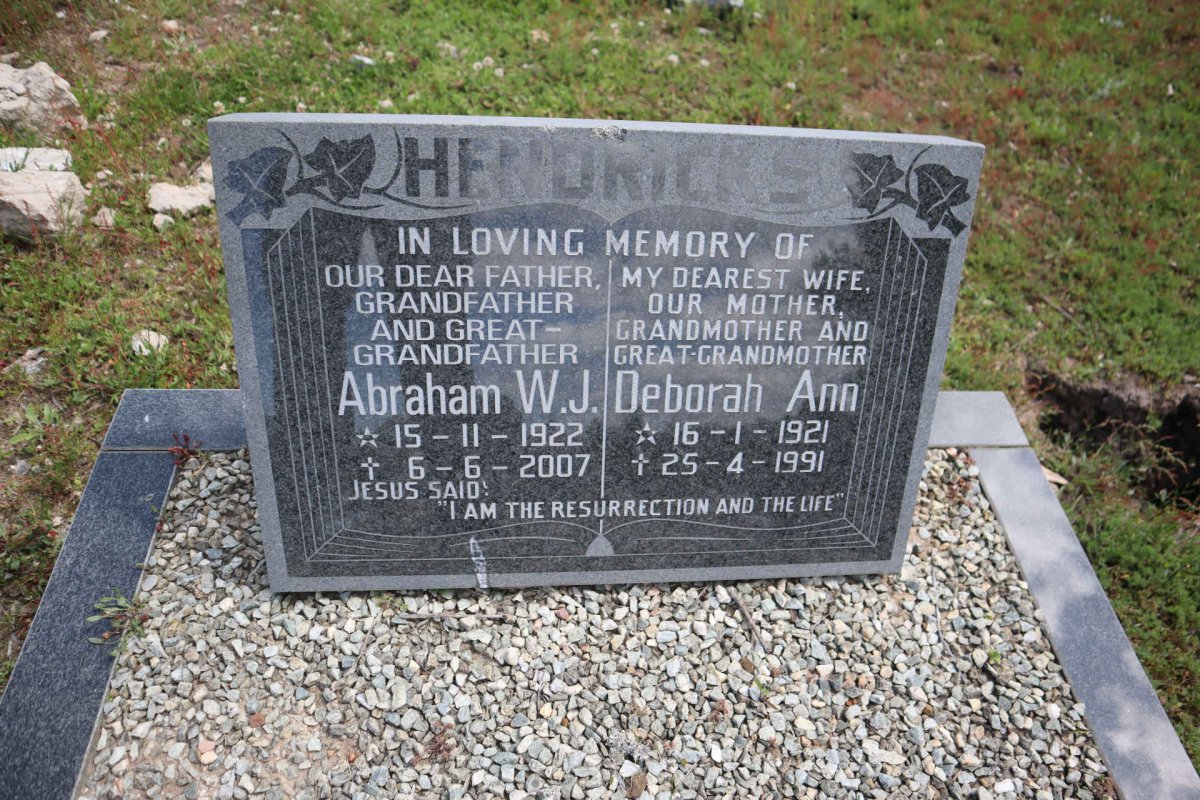 HENDRICKS Abraham W.J. 1922-2007 & Deborah Ann 1921-1991