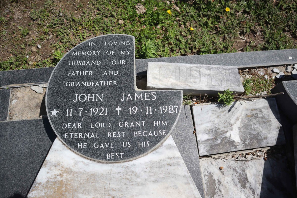 MULLER John James 1921-1987 & Beatrice Maria 1921-2003 _1