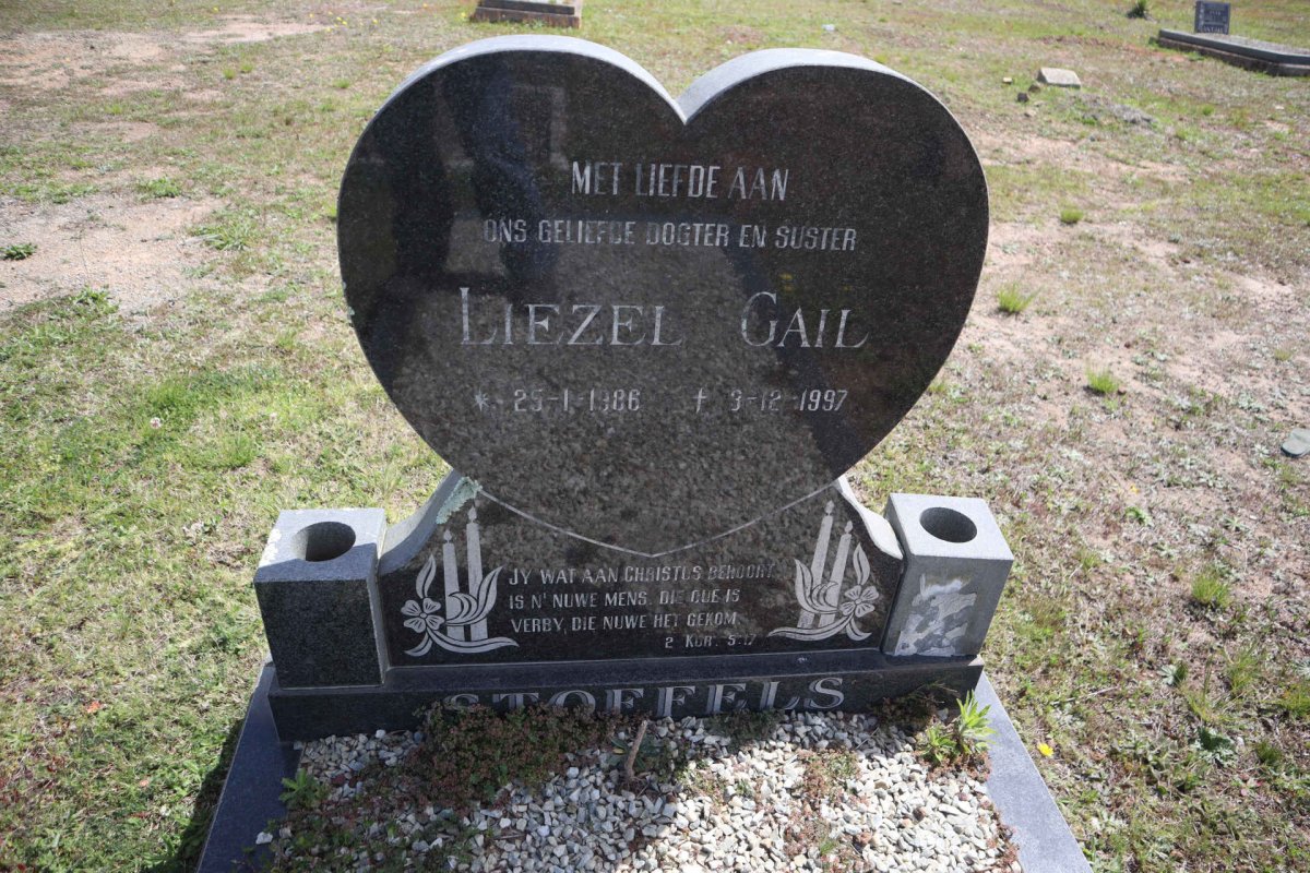 STOFFELS Liezel Gail 1986-1997