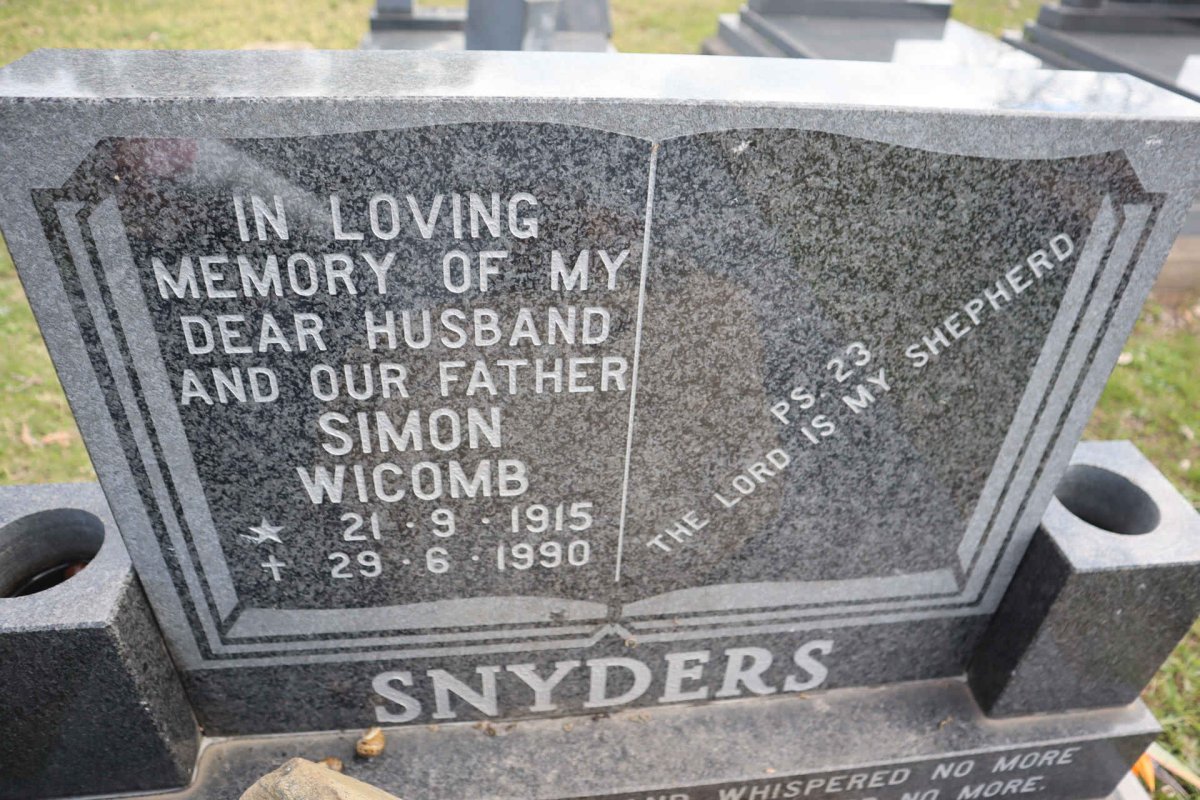 SNYDERS Simon Wicomb 1915-1990