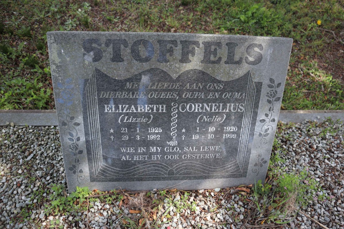 STOFFELS Cornelius 1920-1999 & Elizabeth 1925-1992