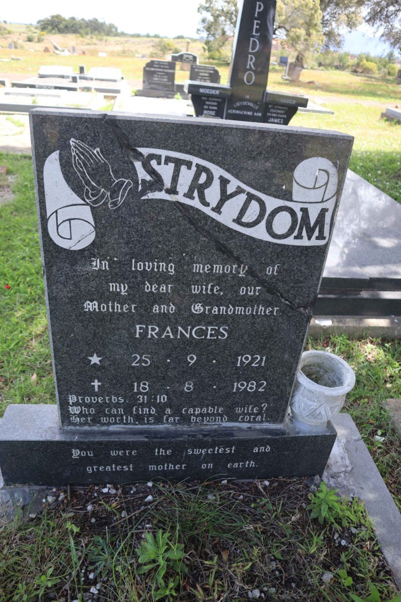 STRYDOM Frances 1921-1982