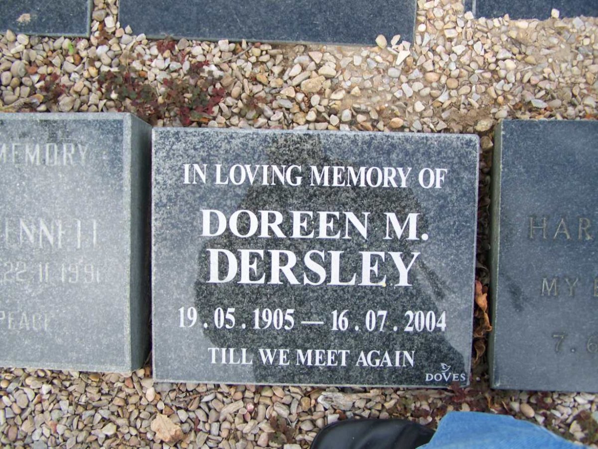 DERSLEY Doreen M. 1905-2004