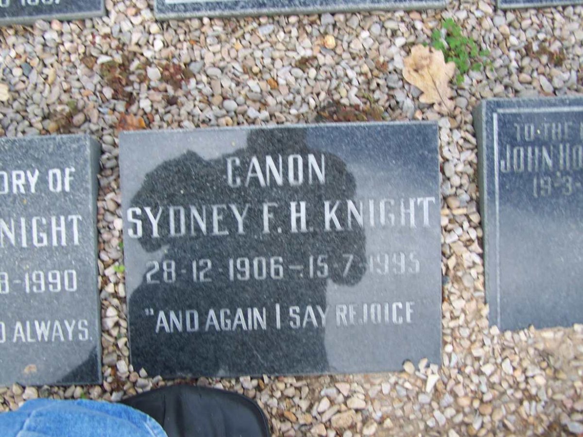 KNIGHT Sydney F.H. 1906-1995