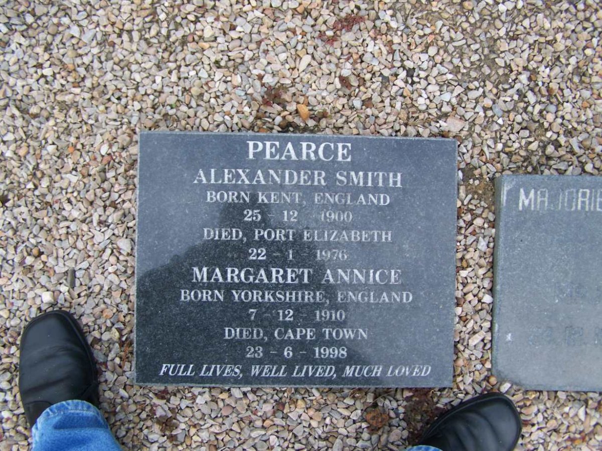 PEARCE Alexander Smith 1900-1976 &amp; Margaret Annice 1910-1998