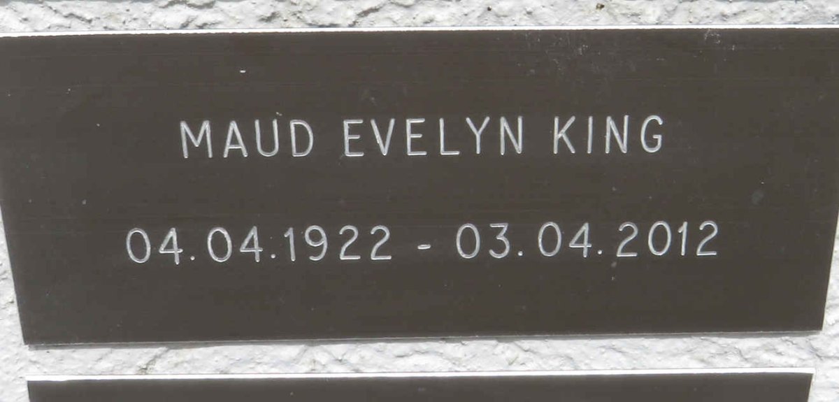 KING Maud Evelyn 1922-2012
