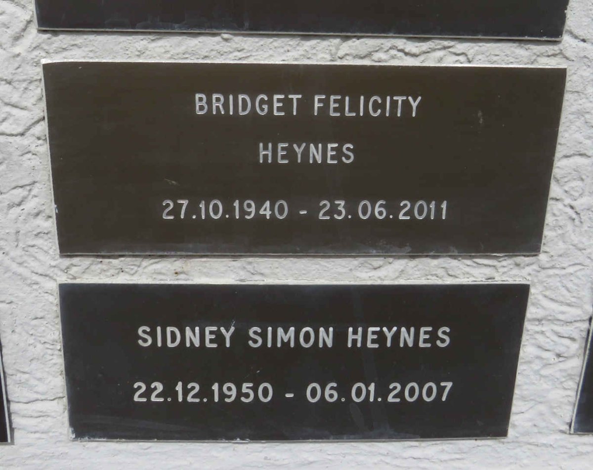 HEYNES Sidney Simon 1950-2007 & Bridget Felicity 1940-2011