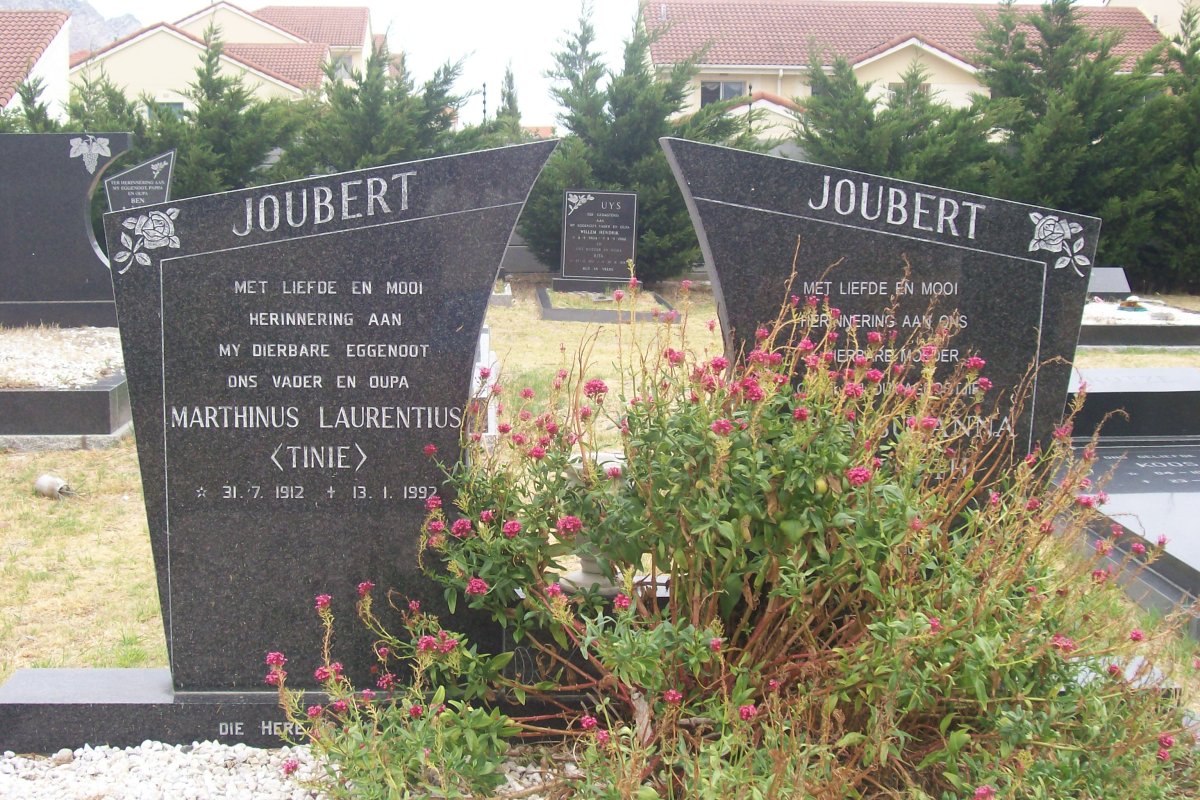 JOUBERT Marthinus Laurentius 1912-1992 &amp; Maria Susanna Elizabeth 1918-1999