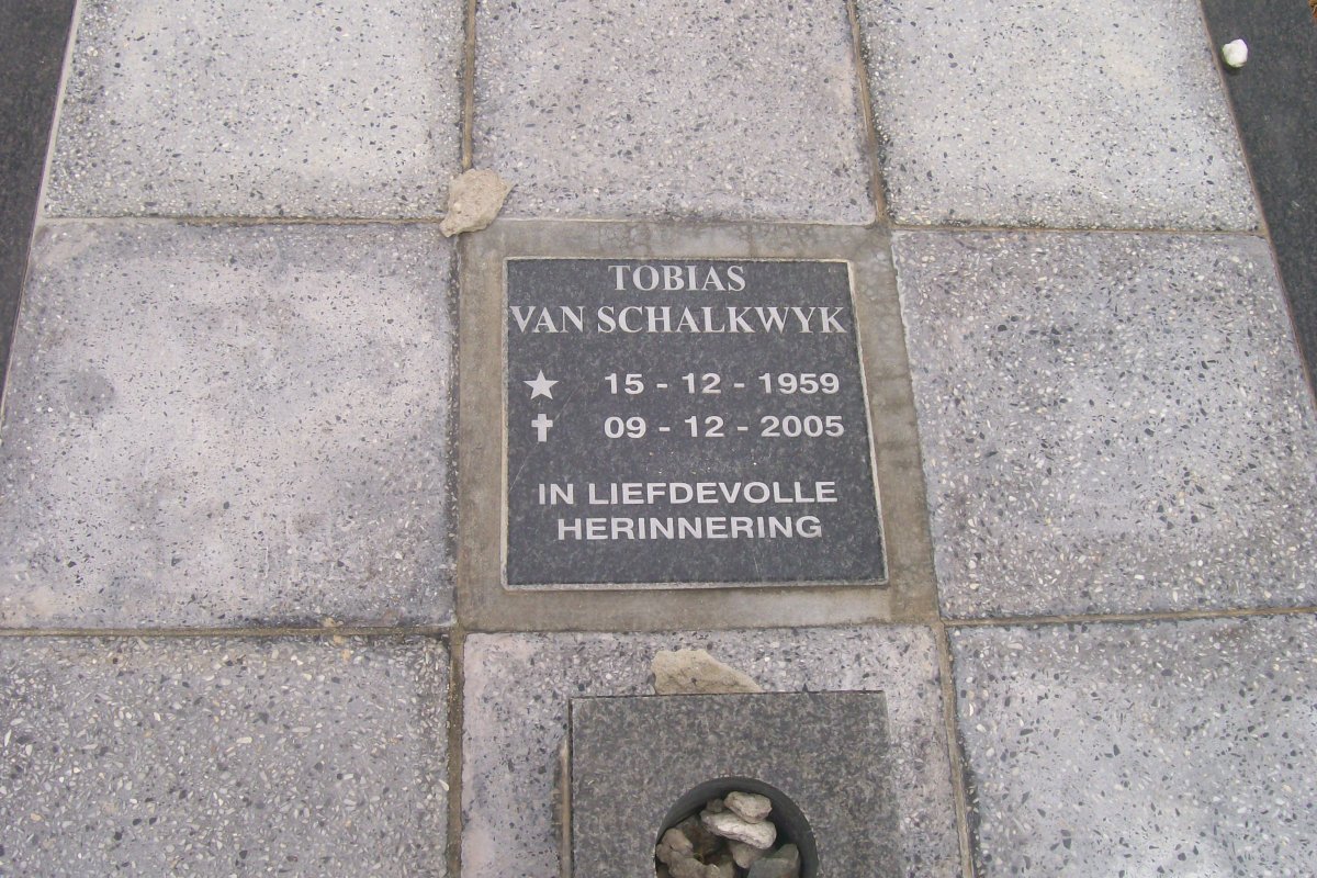 SCHALKWYK Tobias, van 1959-2005