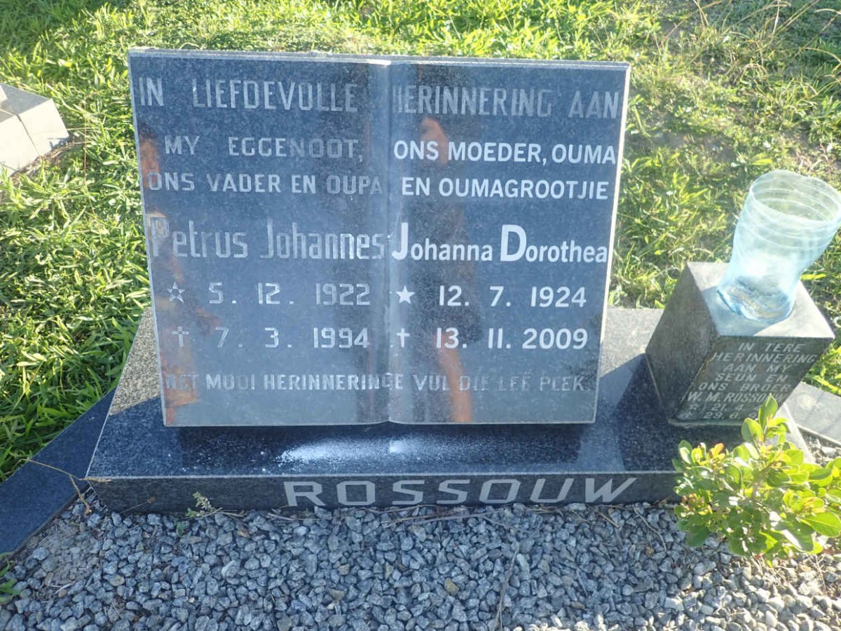 ROSSOUW Petrus Johannes 1922-1994 &amp; Johanna Dorothea 1924-2009