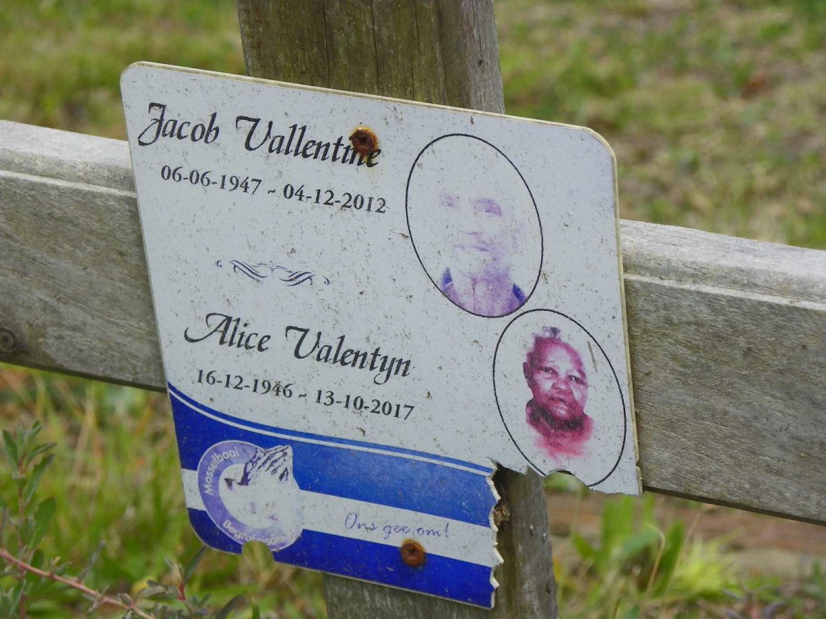 VALLENTINE Jacob 1947-2012 &amp; Alice 1946-2017
