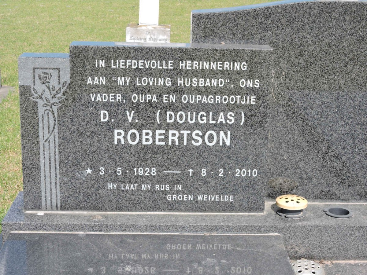 ROBERTSON D.V. 1928-2010 &amp; C.J. DE WET 1932-1981
