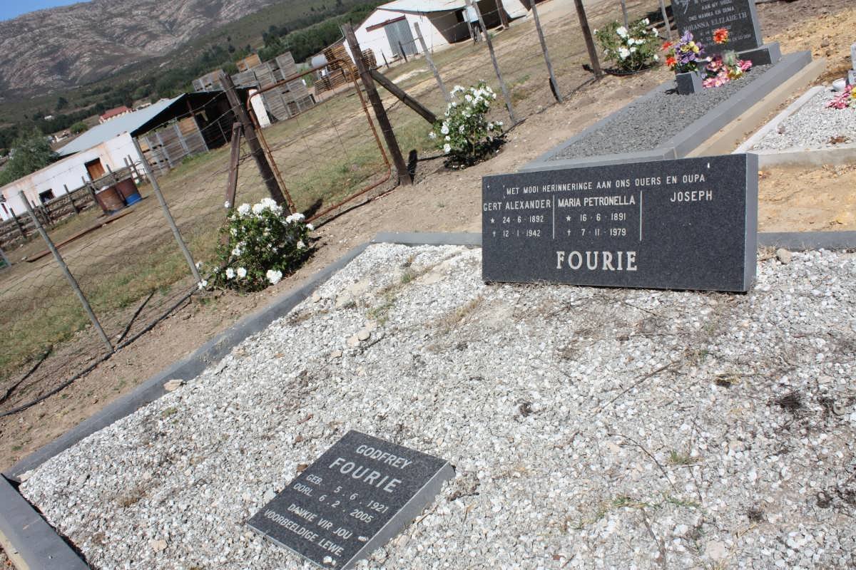 FOURIE Gert Alexander 1892-1942 :: FOURIE Maria Petronella 1891-1979 :: FOURIE Joseph :: FOURIE Godfrey 1921-2005