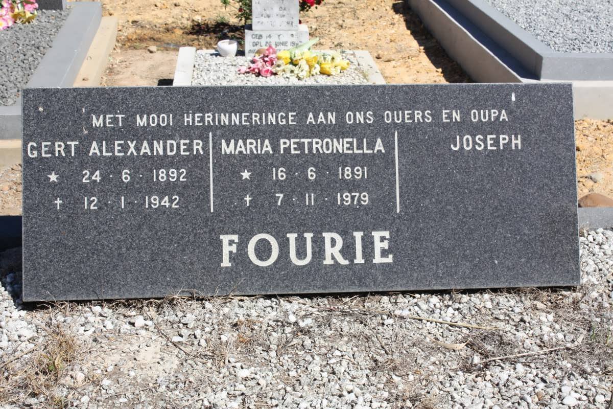 FOURIE Gert Alexander 1892-1942 :: FOURIE Maria Petronella 1891-1979 :: FOURIE Joseph