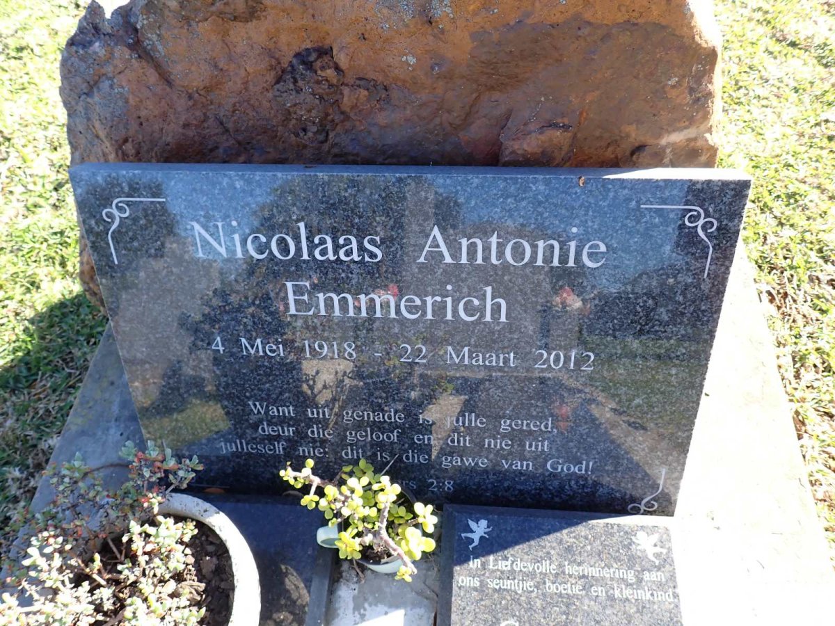 EMMERICH Nicolaas Antonie 1918-2012 :: DORFLING Cornelius Johannes 1994-1995_1