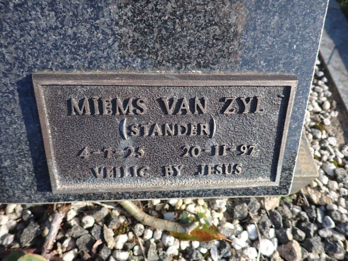 ZYL Miems, van nee STANDER 1925-1997