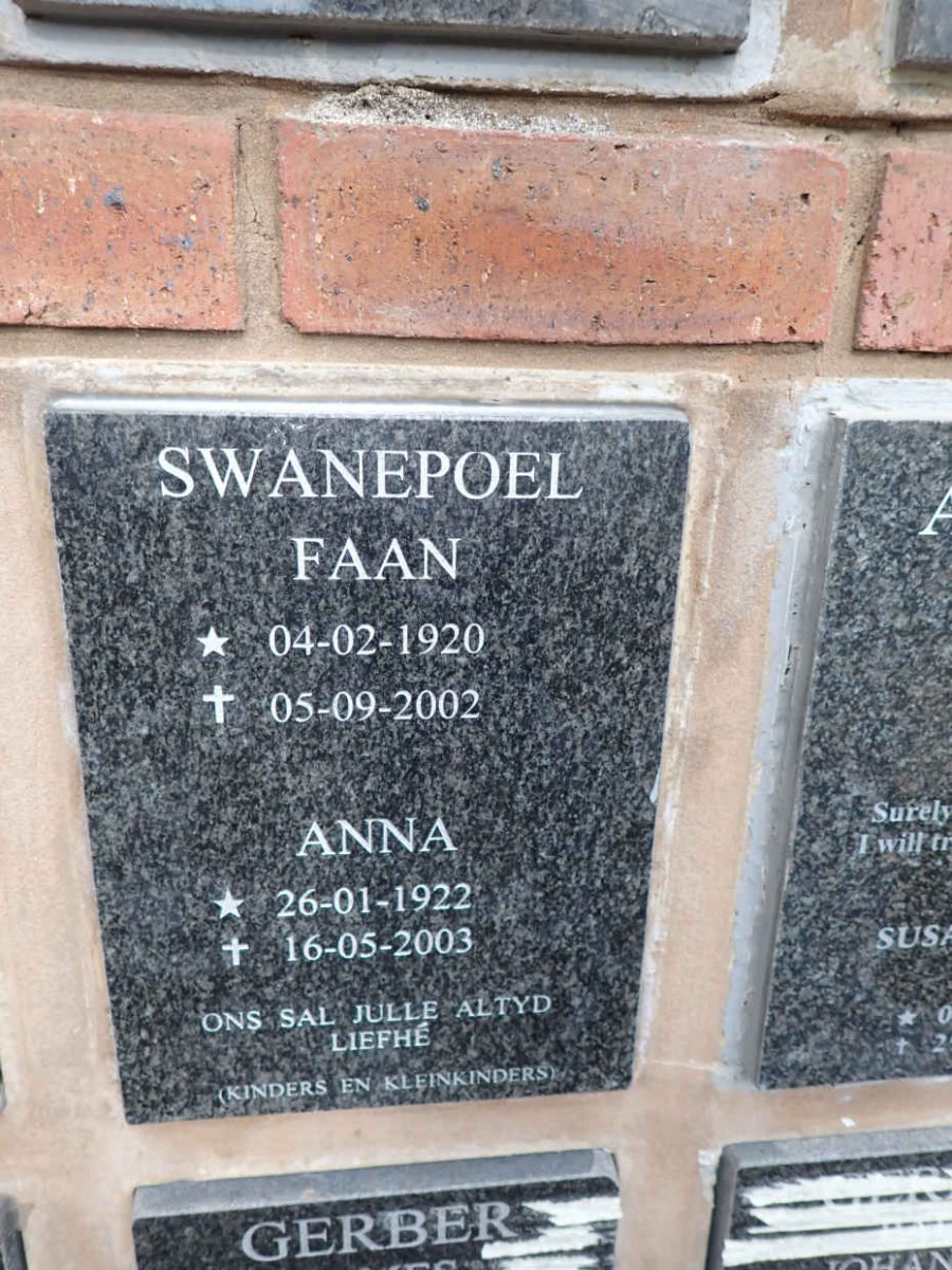 SWANEPOEL Faan 1920-2002 & Anna 1922-2003