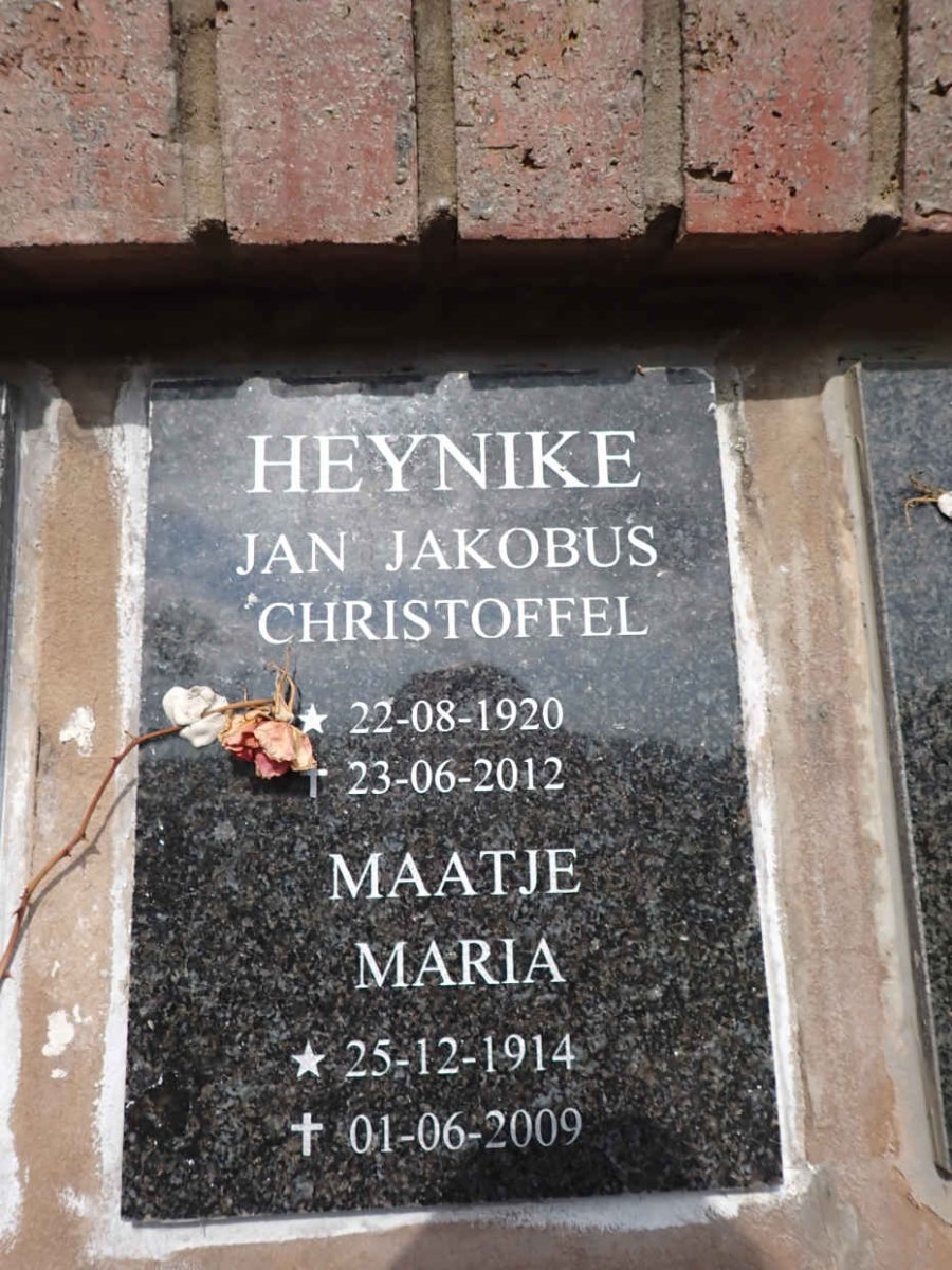 HEYNIKE Jan Jakobus Christoffel 1920-2012 & Maatje Maria 1914-2009