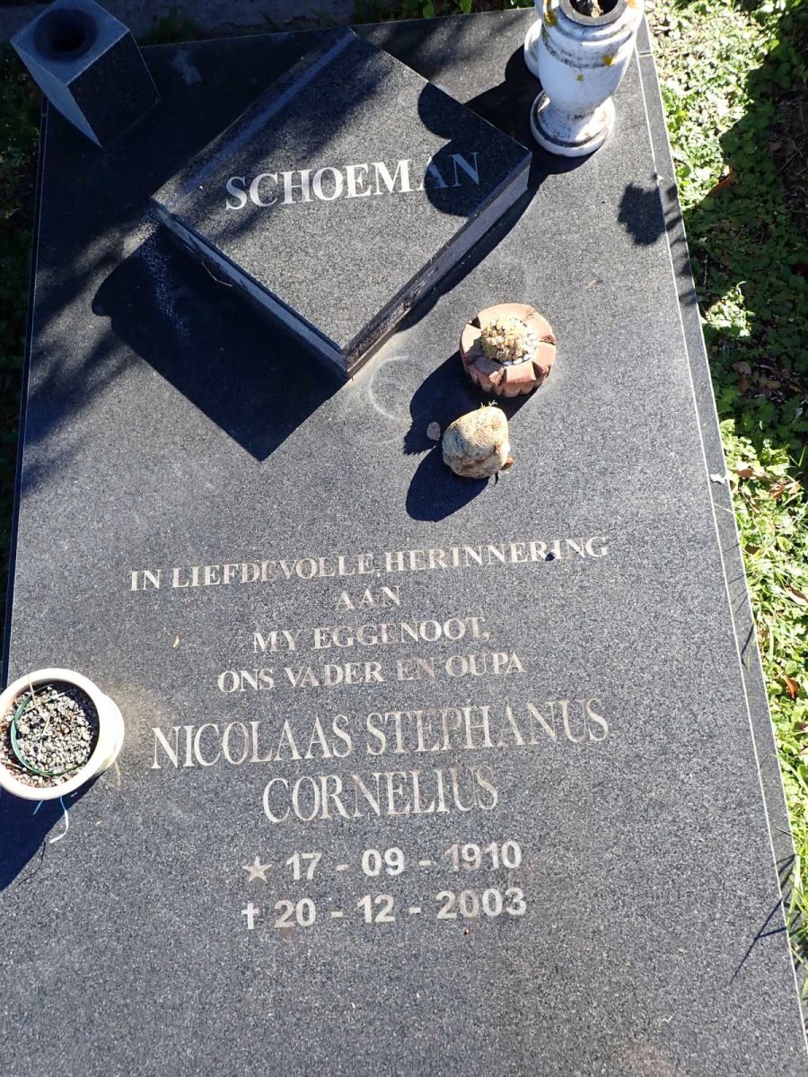 SCHOEMAN Nicholaas Stephanus Cornelius 1910-2003