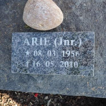 DOLDEREN Arie, van 1956-2010