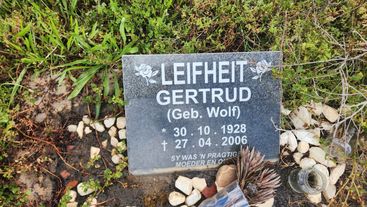 LEIFHEIT Gertrud nee WOLF 1928-2006