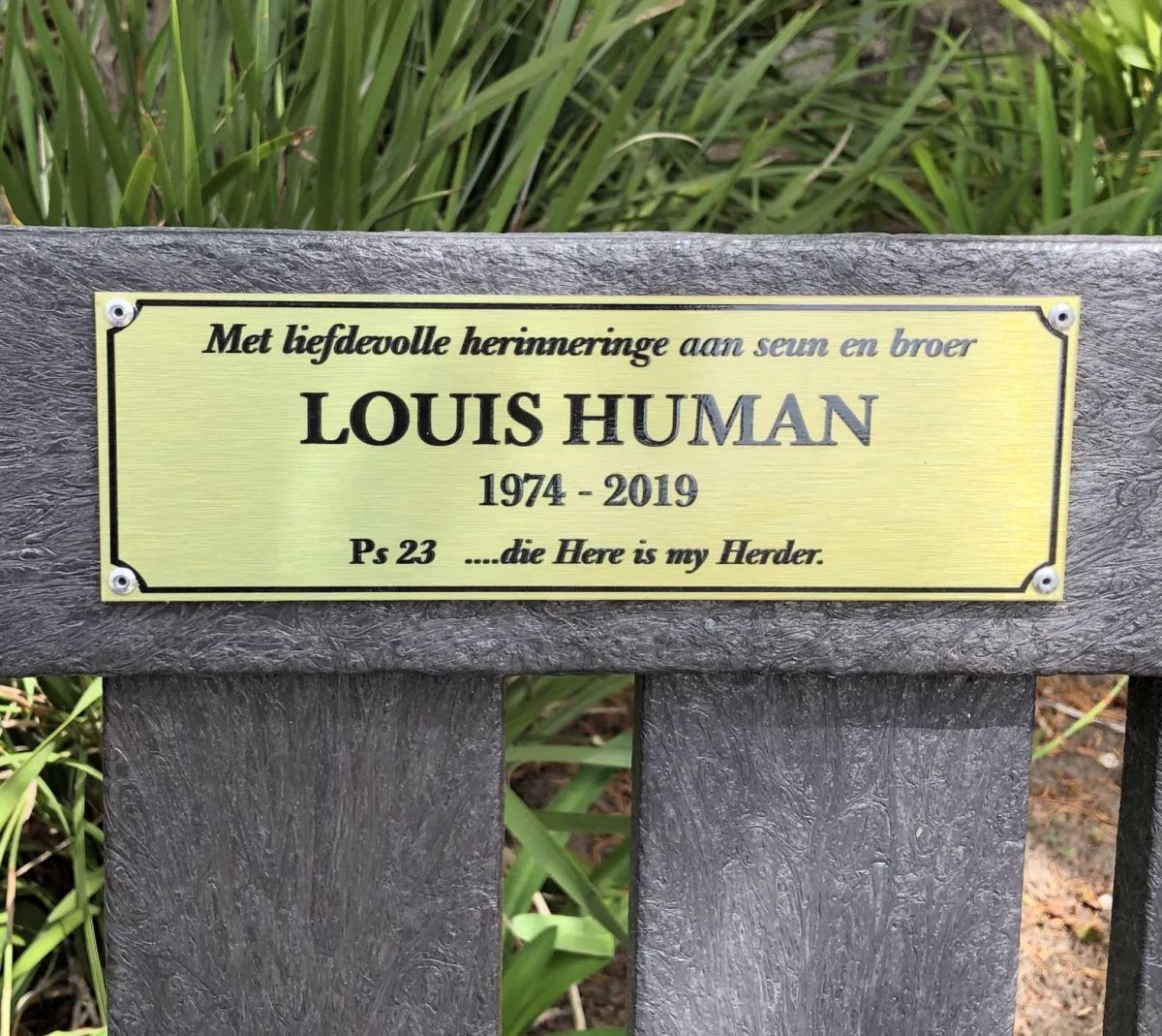 HUMAN Louis 1974-2019