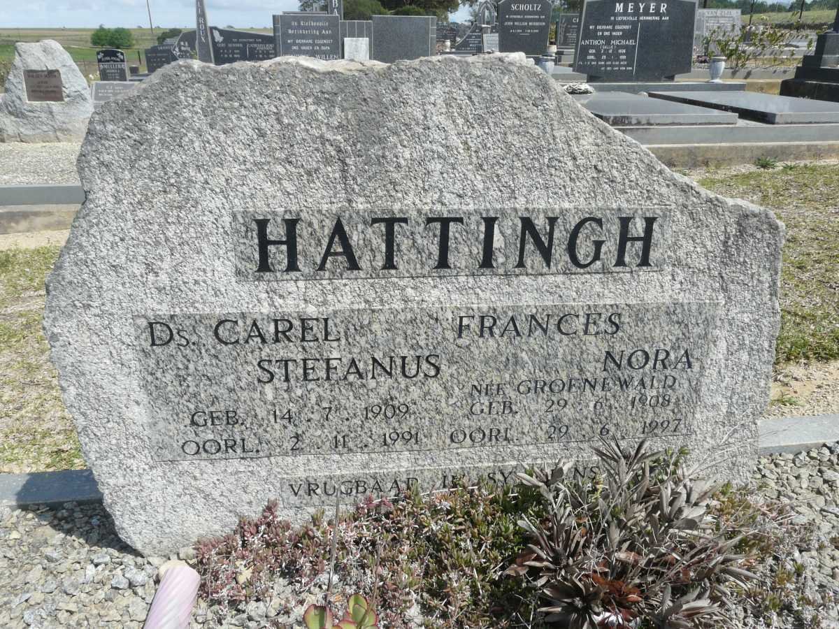 HATTINGH Carel Stefanus 1909-1991 &amp; Frances Nora GROENEWALD 1909-1997