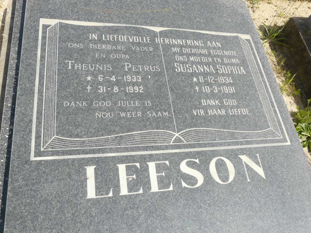 LEESON Theunis Petrus 1933-1992 &amp; Susanna Sophia 1934-1991