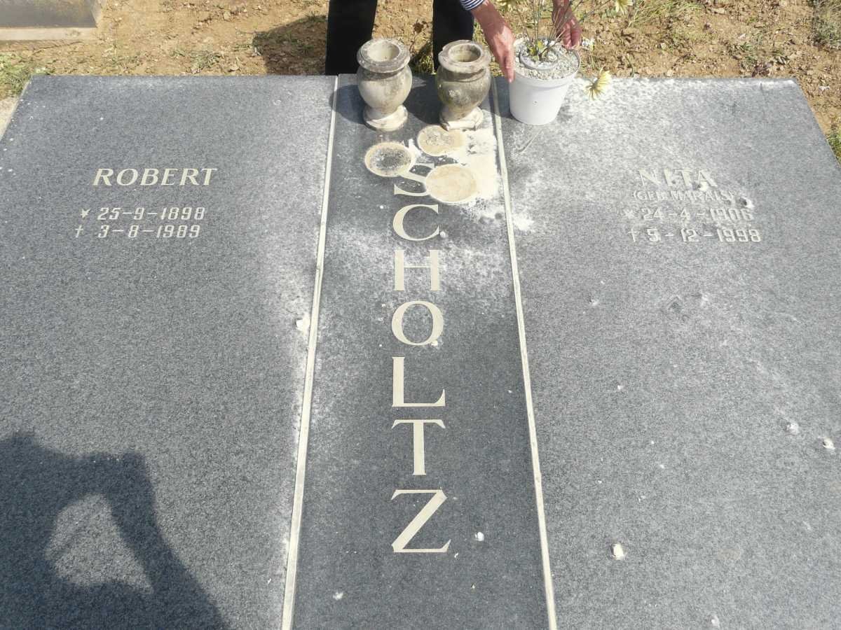 SCHOLTZ Robert 1898-1989 &amp; Nita MARAIS 1906-1998