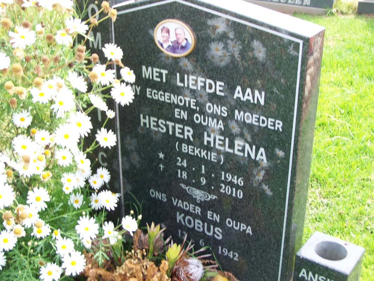 COMBRINCK Hester Helena 1946-2010 &amp; Kobus1942-