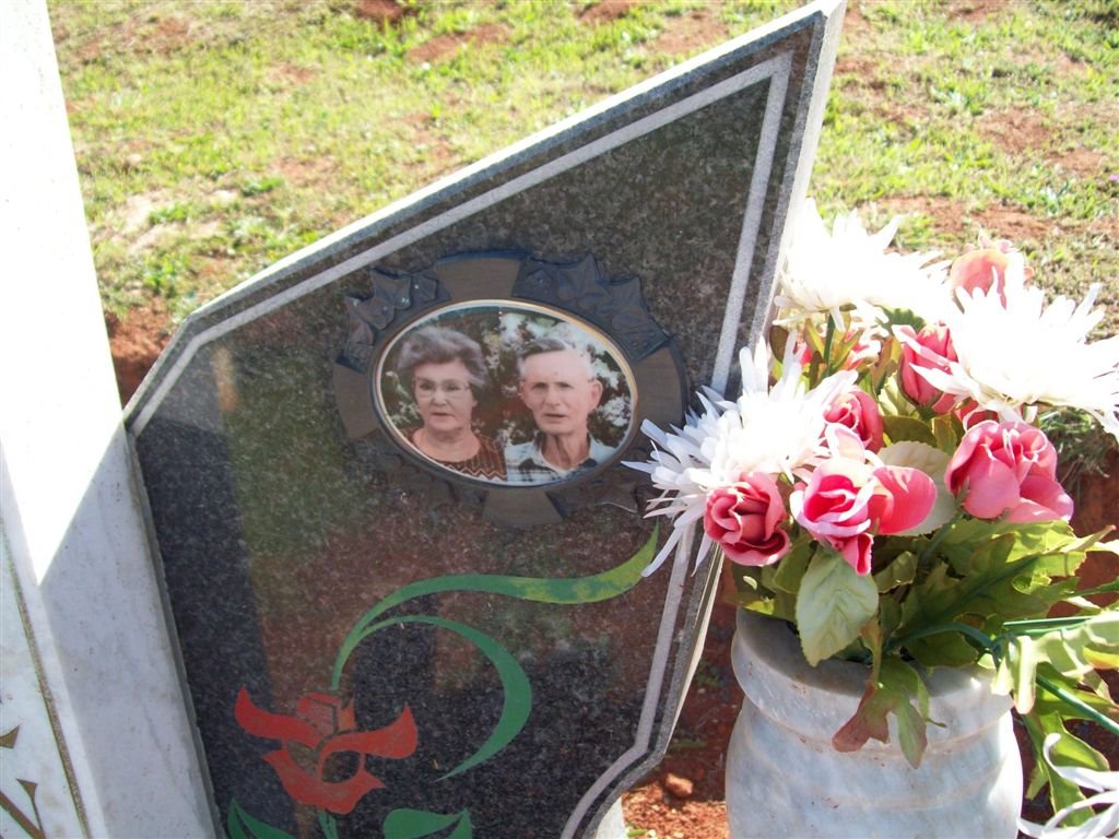 HEEVER Ebenhaezer Christiaan De Wet, van den 1915-1996 &amp; Anna Martha 1917-2015