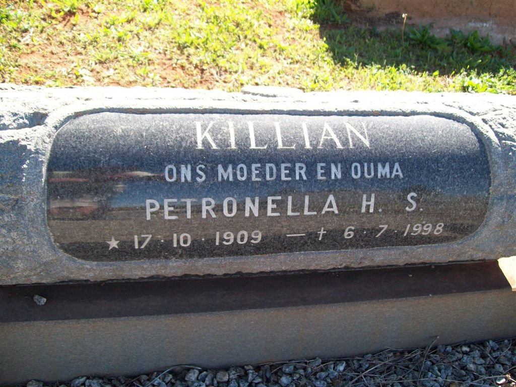 KILLIAN Petronella H.S. 1909-1998