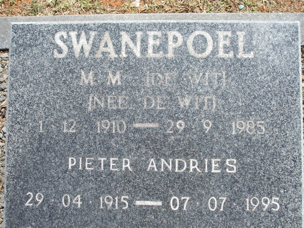 SWANEPOEL Pieter Andries 1915-1995 &amp; M.M. DE WIT  1910-1985