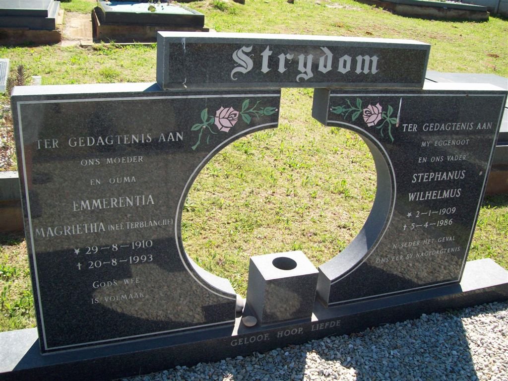STRYDOM Stephanus Wilhelmus 1909-1986 &amp; Emmerentia Magrietha TERBLANCHE 1910-1993