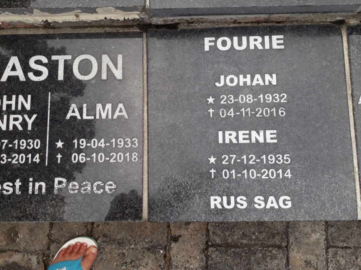 FOURIE Johan 1932-2016 &amp; Irene 1935-2014