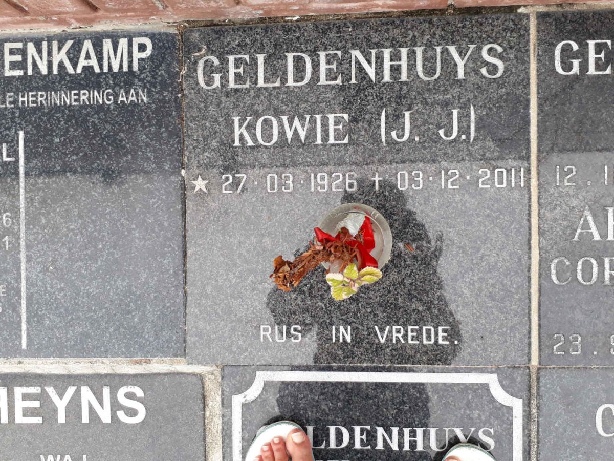 GELDENHUYS J.J. 1926-2011